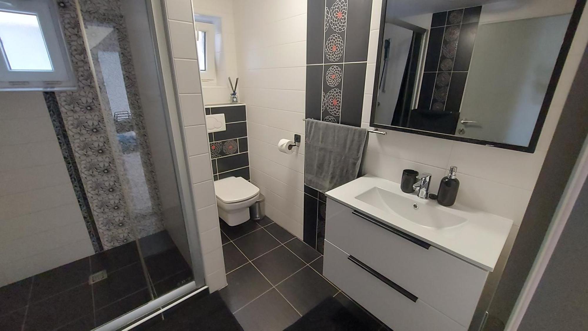 Dom Na Cervenej Vezi Villa Banka Exteriör bild