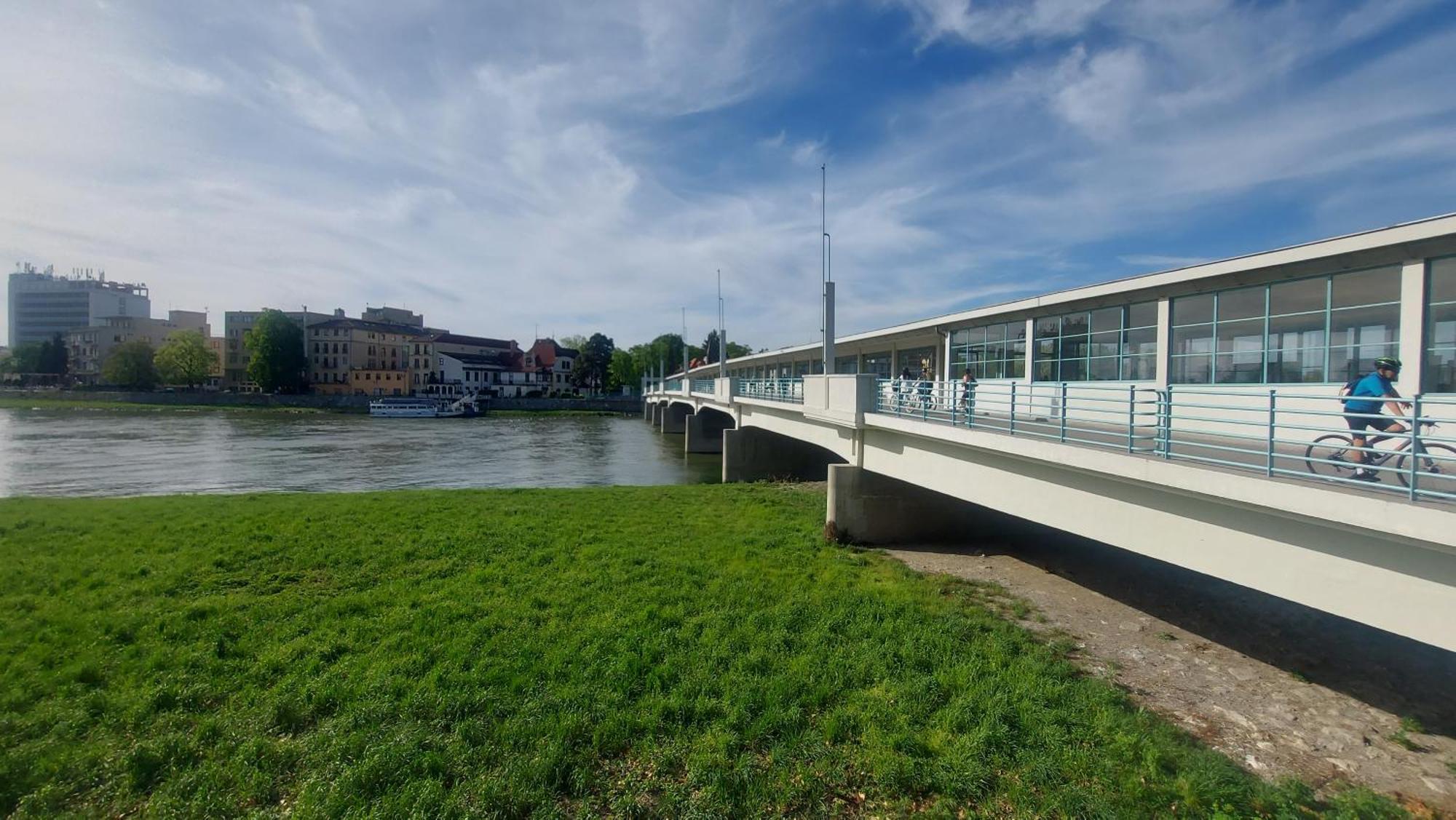 Dom Na Cervenej Vezi Villa Banka Exteriör bild