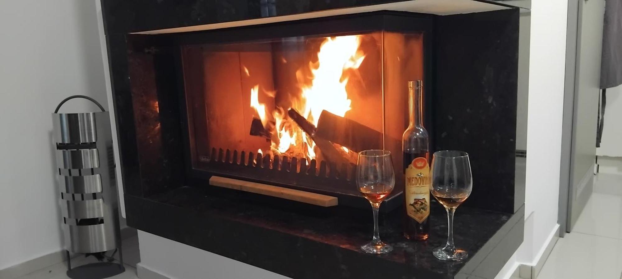 Dom Na Cervenej Vezi Villa Banka Exteriör bild